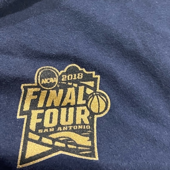 Villanova University Wildcats 2018 National Champions Basketball Tee Tshirt - Picture 3 of 4